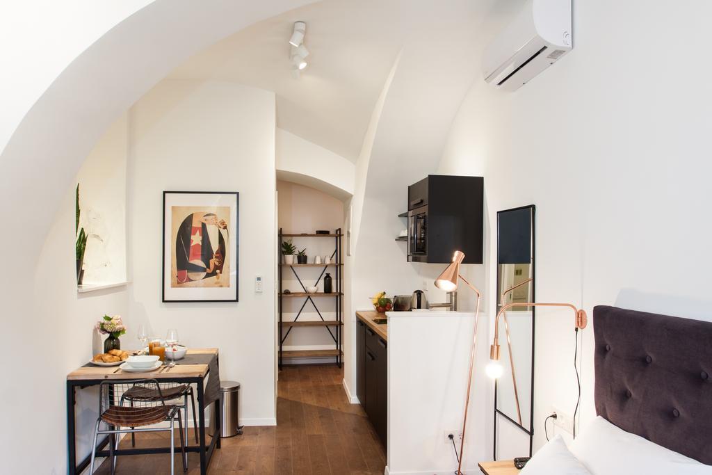 Irundo Zagreb - Old Town Apartments Екстер'єр фото
